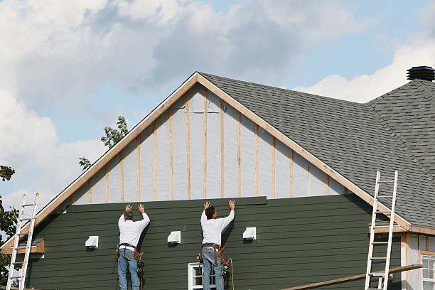 Professional Emergency Siding Repair technician working in Thurmond, NC